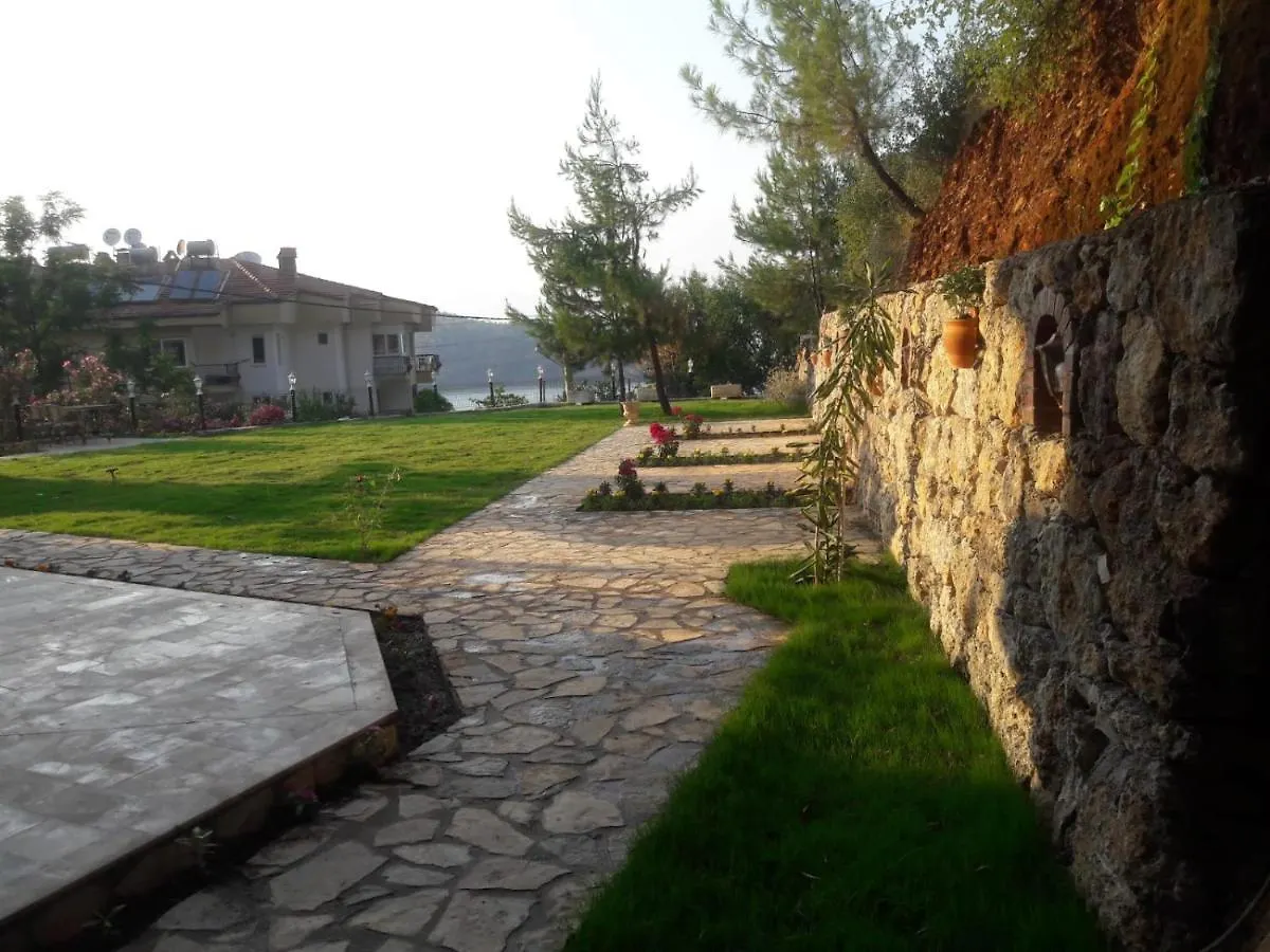 Pembe Koesk Apart Otel Фетхие Турция